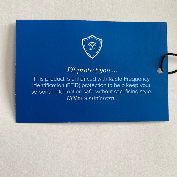 Vera Bradley RFID Zippered Wallet, NWT - Picture 10 of 12